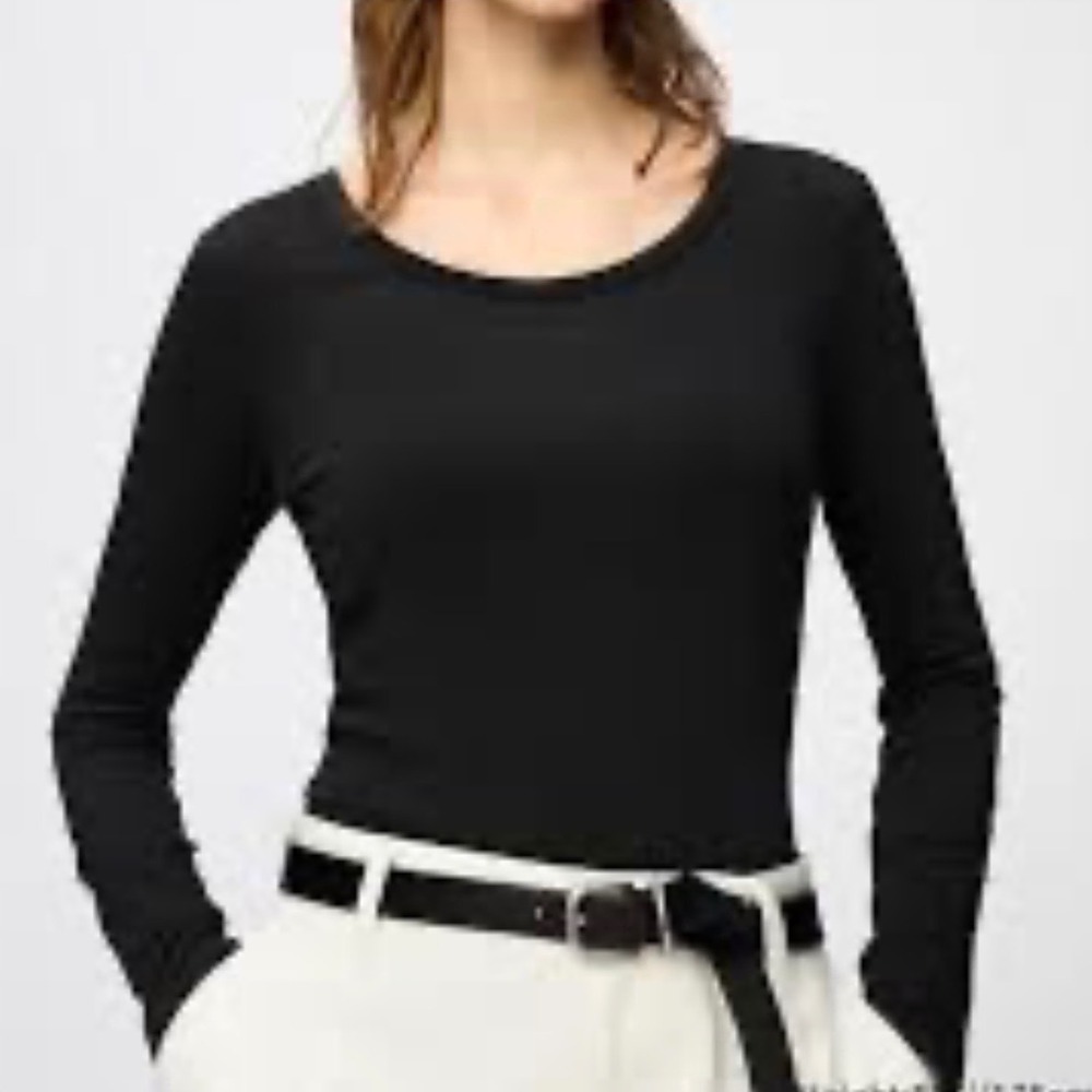 Uniqlo Heattech Black Long Sleeve Built-in Bra Top Scoop Neck Women Small